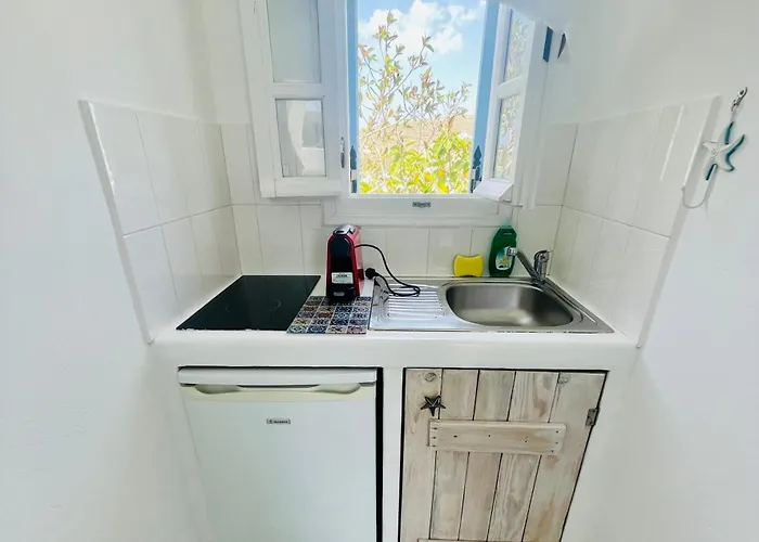 Niriides Konukevi 3*