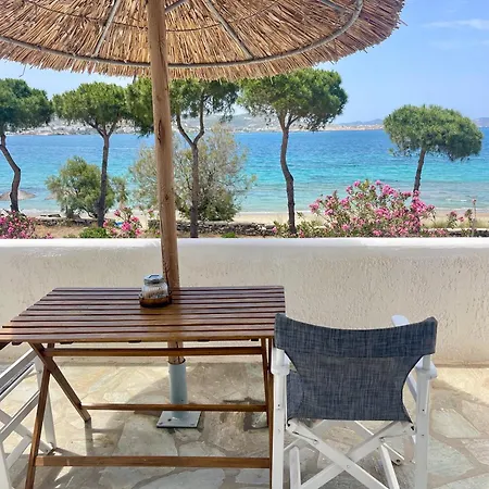 Niriides パロス島