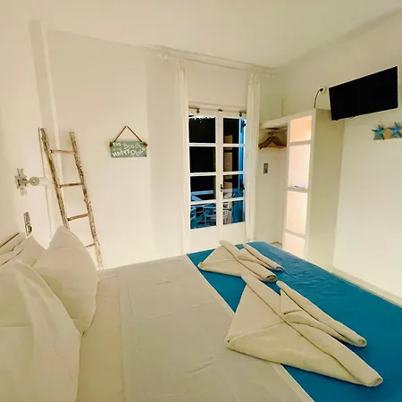 Guest house Niriides