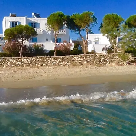 Niriides * Parikia (Paros)