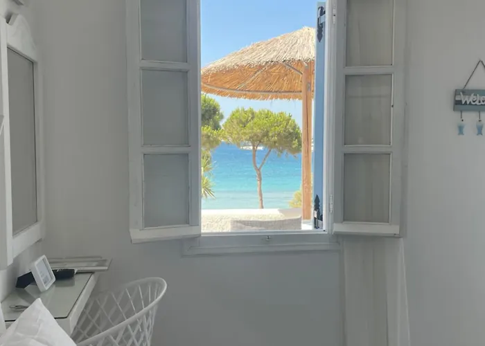 Guest house Niriides